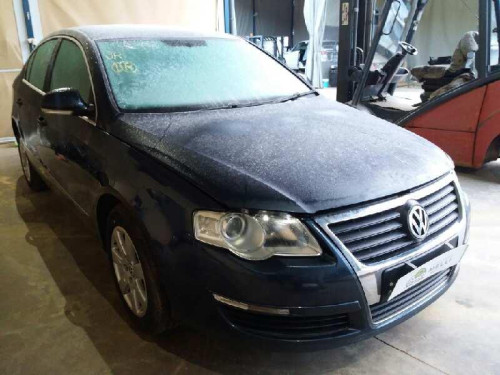  VOLKSWAGEN PASSAT BERLINA (3C2) 