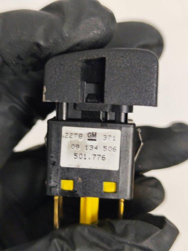  INTERRUPTOR OPEL VECTRA B BERLINA 