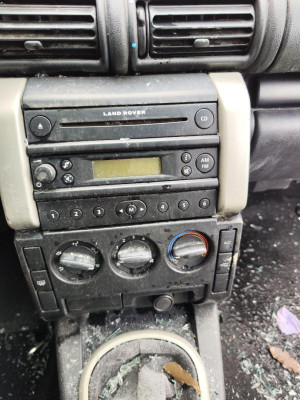 SISTEMA AUDIO / RADIO CD