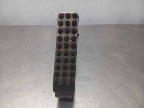 PEDAL ACELERADOR 