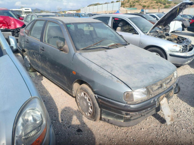 SEAT CORDOBA BERLINA (6K2)