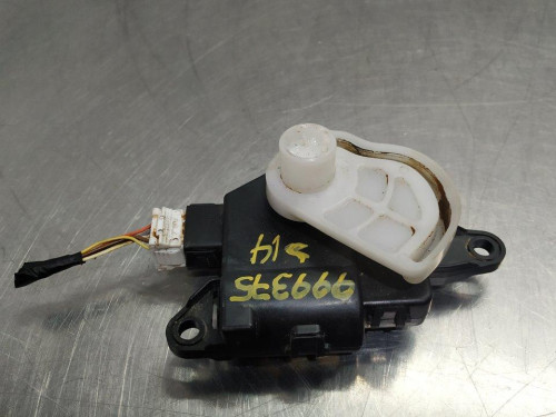 MOTOR APERTURA TRAMPILLAS CLIMATIZADOR KIA SPORTAGE (SL) 