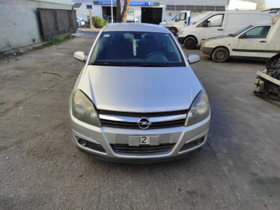 OPEL ASTRA H BERLINA