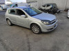 OPEL ASTRA H BERLINA — vehículo donante para recambios 