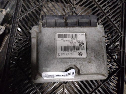  CENTRALITA MOTOR UCE Volkswagen POLO IV (9N1) 