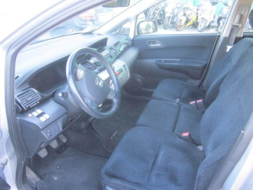 HONDA FR-V (BE) — vehículo donante para recambios 