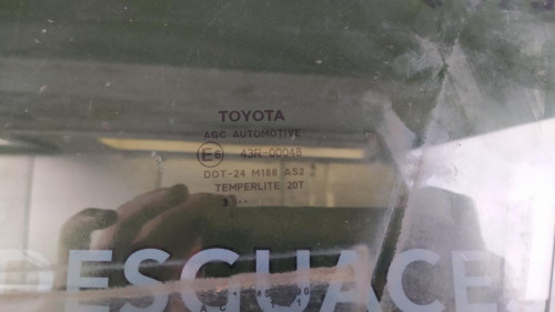 LUNA TRASERA IZQUIERDA TOYOTA YARIS (KSP1/NLP1/NSP1) 