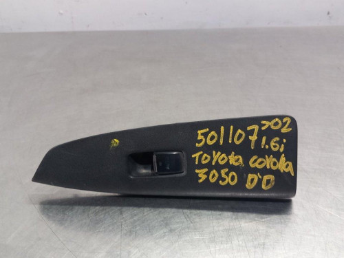  MANDO ELEVALUNAS DELANTERO DERECHO TOYOTA COROLLA VERSO (E12) 