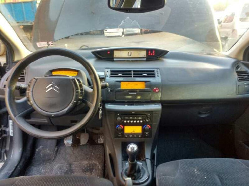  CITROEN C4 BERLINA 