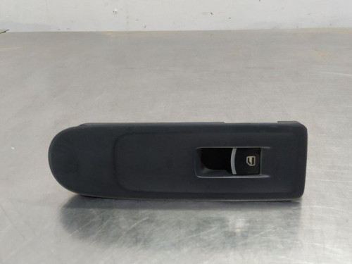  MANDO ELEVALUNAS DELANTERO DERECHO Volkswagen GOLF VI (5K1)(10.2008) 