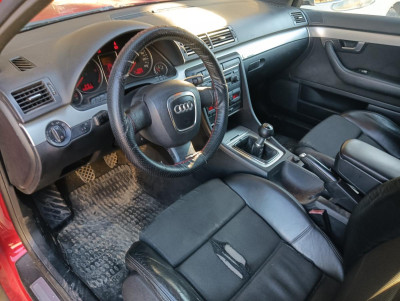 AUDI A4 BERLINA (8E)