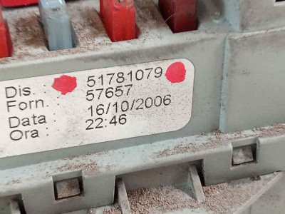 CAJA RELES / FUSIBLES, FIAT, STILO (192)