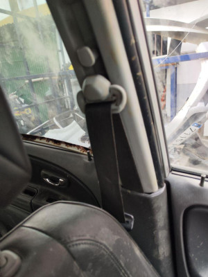 CINTURON SEGURIDAD DELANTERO IZQUIERDO