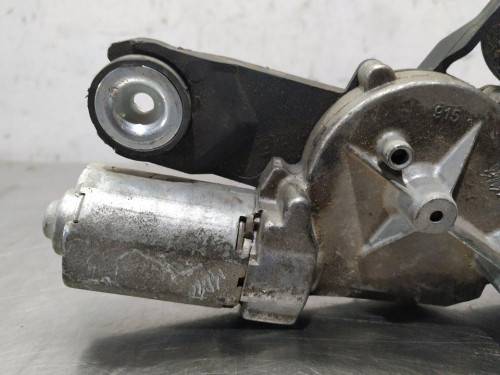  MOTOR LIMPIA TRASERO 
