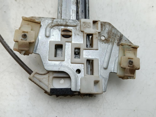 ELEVALUNAS DELANTERO DERECHO KIA RIO (JB) 