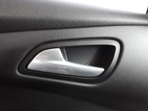 MANETA INTERIOR TRASERA IZQUIERDA FORD FOCUS BERLINA (CEW) 