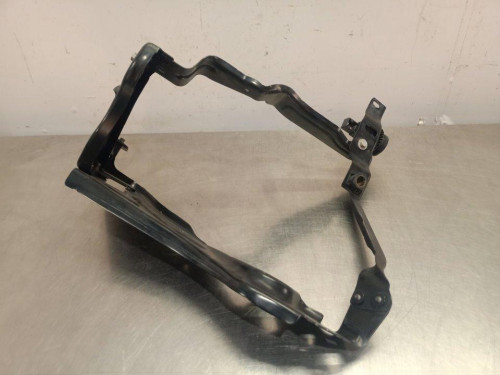  SOPORTE FARO IZQUIERDO Mercedes-Benz CLASE C (BM 204) BERLINA 