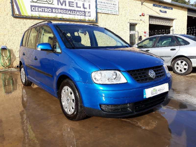 VOLKSWAGEN TOURAN (1T1)