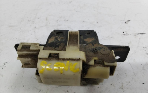 CERRADURA MALETERO / PORTON 