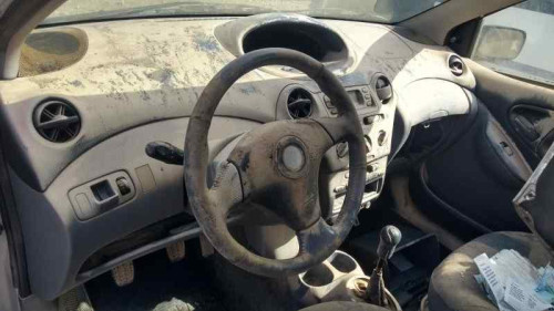 TOYOTA YARIS (NCP1/NLP1/SCP1) — vehículo donante para recambios 