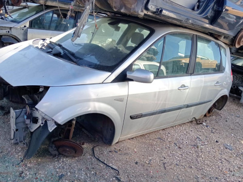  RENAULT SCENIC II (JM) 