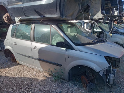 RENAULT SCENIC II (JM)