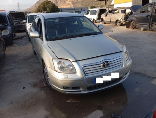  TOYOTA AVENSIS BERLINA (T25) 