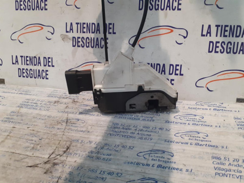  CERRADURA PUERTA DELANTERA DERECHA 