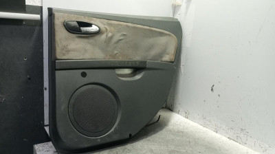 GUARNECIDO PUERTA TRASERA DERECHA, SEAT, LEON (1P1)