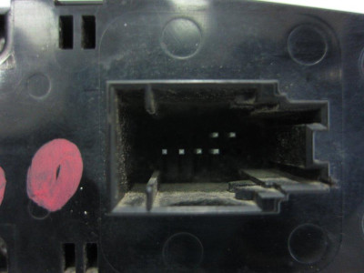 MANDO ELEVALUNAS DELANTERO IZQUIERDO, VOLKSWAGEN, TOURAN (1T3)