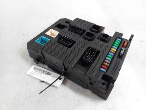 CAJA RELES / FUSIBLES Citroen C2 