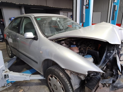 SEAT TOLEDO (1M2)