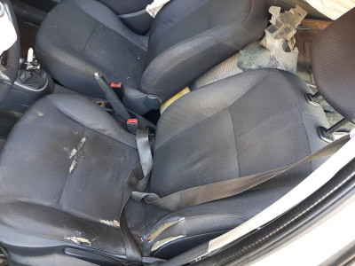 RENAULT CLIO III GRANDTOUR