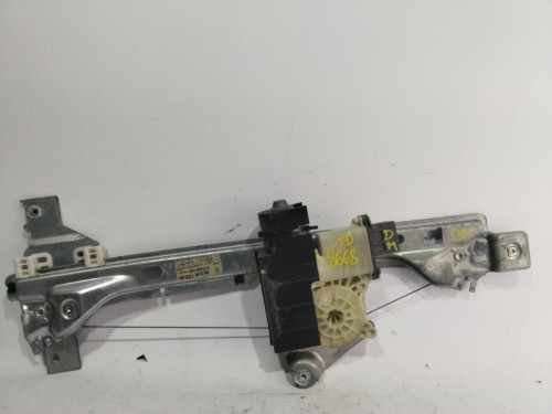 ELEVALUNAS TRASERO DERECHO Peugeot 5008 