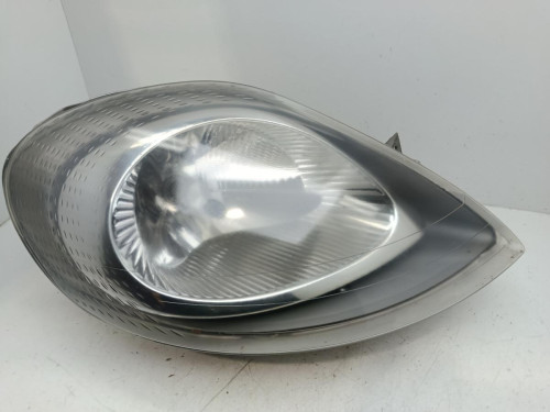 FARO DERECHO Renault TRAFIC II COMBI 