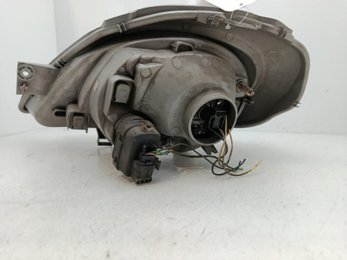 FARO DERECHO Renault TRAFIC II COMBI 