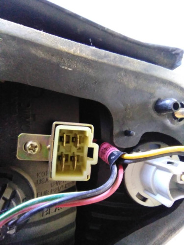  PILOTO TRASERO IZQUIERDO DAEWOO LANOS 
