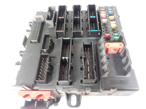 CAJA RELES / FUSIBLES Opel VECTRA C BERLINA 