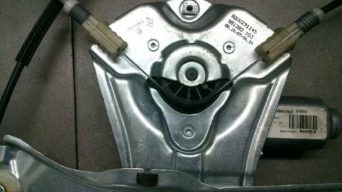  ELEVALUNAS DELANTERO IZQUIERDO RENAULT CLIO III 