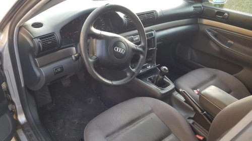  Audi A4 Berlina (B5)(02.1999->) SIN IDENTIFICAR 