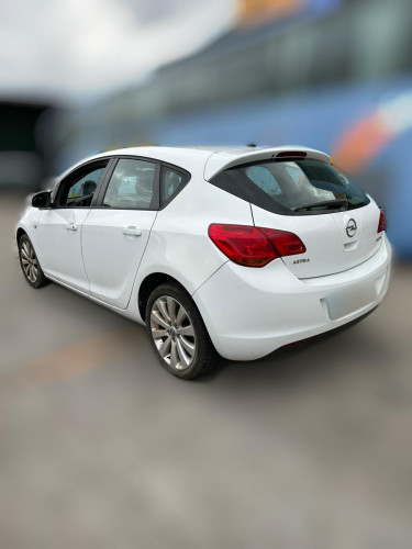  OPEL ASTRA J BERLINA 5P 