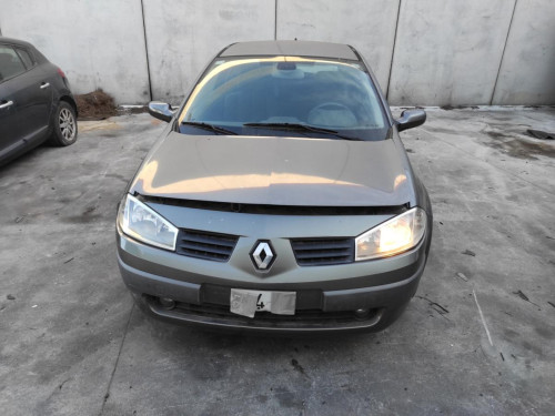 RENAULT MEGANE II BERLINA 3P — vehículo donante para recambios 