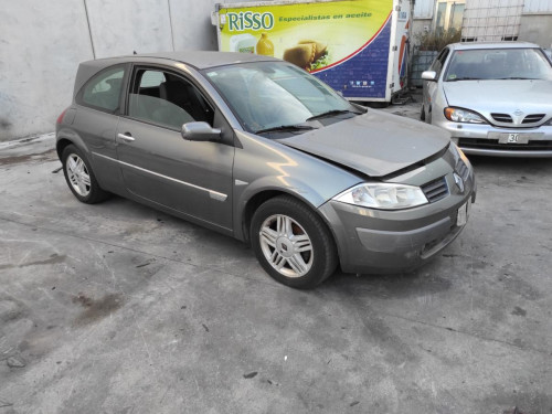 RENAULT MEGANE II BERLINA 3P — vehículo donante para recambios 