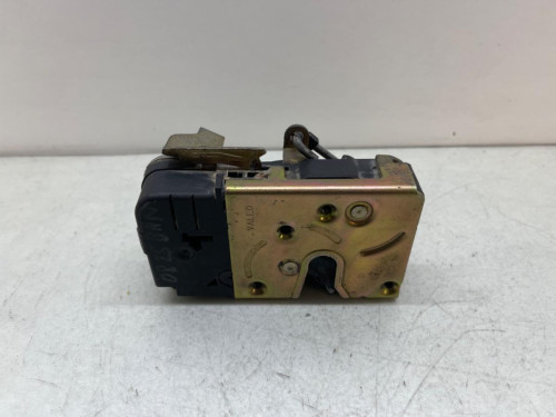 CERRADURA PUERTA DELANTERA DERECHA Citroen XSARA BERLINA 