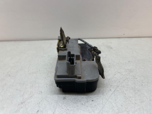 CERRADURA PUERTA DELANTERA DERECHA Citroen XSARA BERLINA 