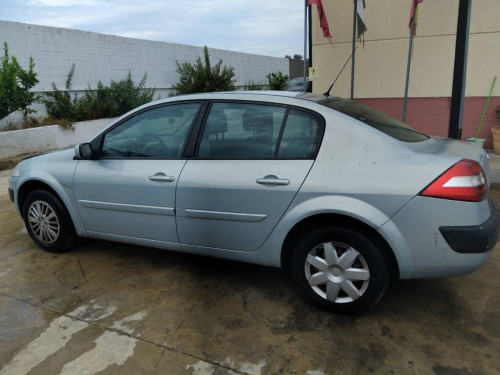  Renault Megane II Berlina 5P (10.2002->) SIN IDENTIFICAR 
