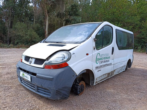 RENAULT TRAFIC II COMBI — автомобиль-донор на запчасти 