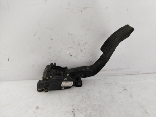 PEDAL ACELERADOR 
