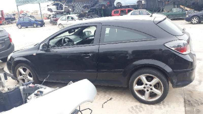 OPEL ASTRA H BERLINA