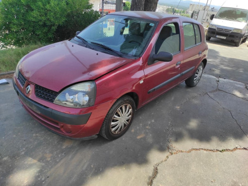 RENAULT CLIO II FASE II (B/CB0) — vehículo donante para recambios 